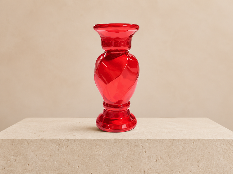 Red Vase R01/DD16065