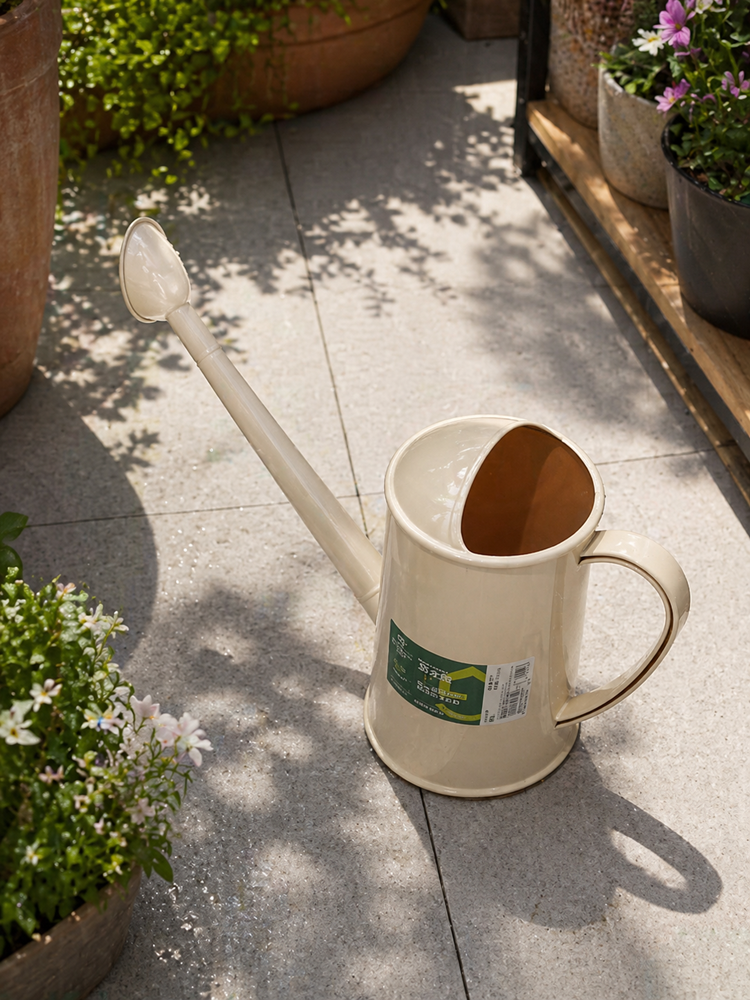Watering Can 2540