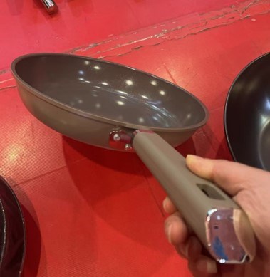 Iron Fry Pan 28cm 30132310 AG8-28MNK