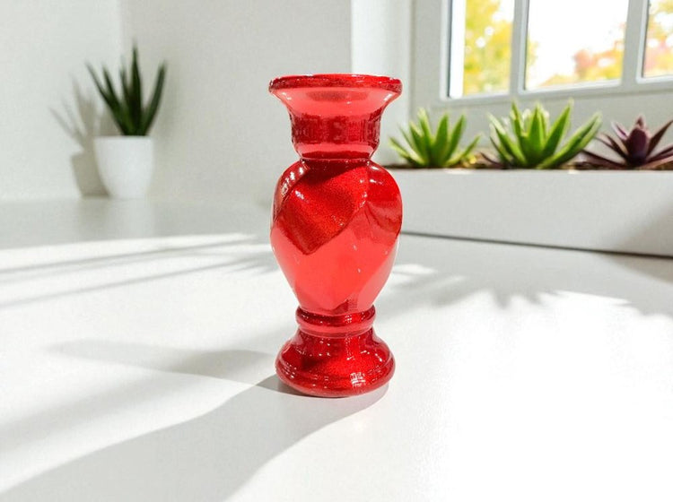 Red Vase R01/DD16065