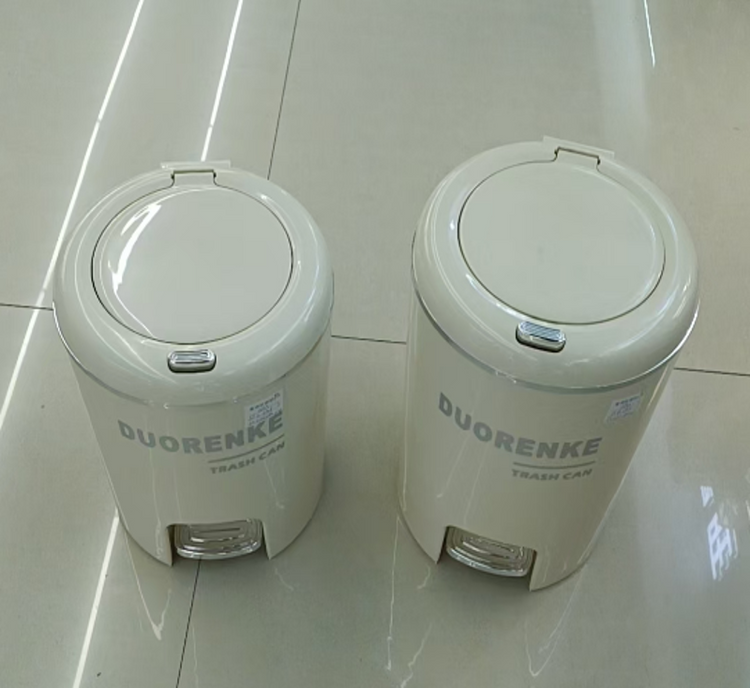 Trash Can Rubbish Bin DD1281