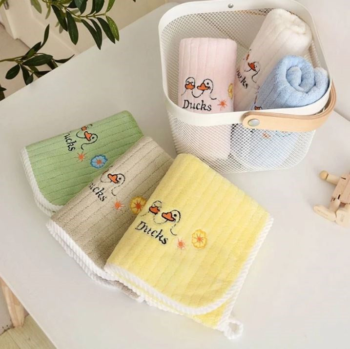 Children's Duck Towel 3411