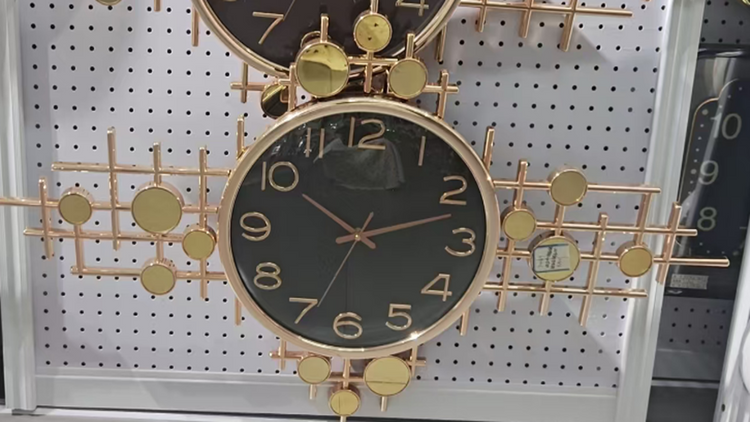 Wall Clock 3469