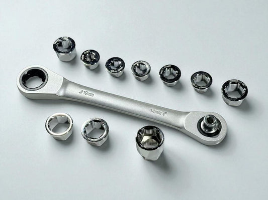 36 Piece Universal Socket Set With Reversible Ratchet