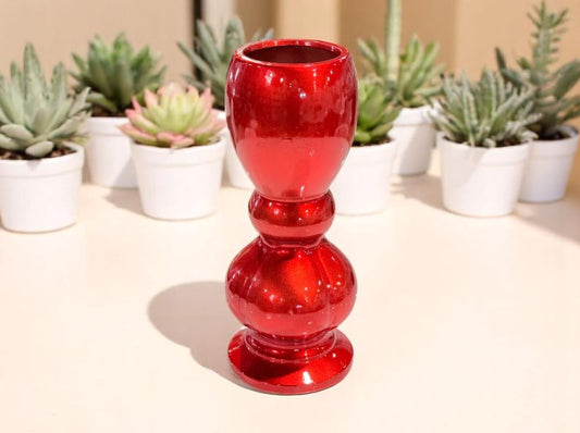 Red Vase R04 DD16068