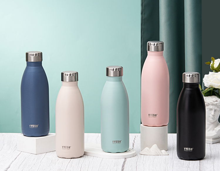 750mL Insulated Water Bottle TS-8842