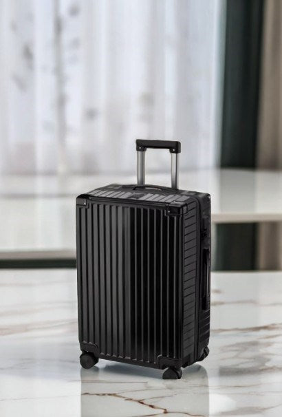 Suitcase 28'' Black PX2090